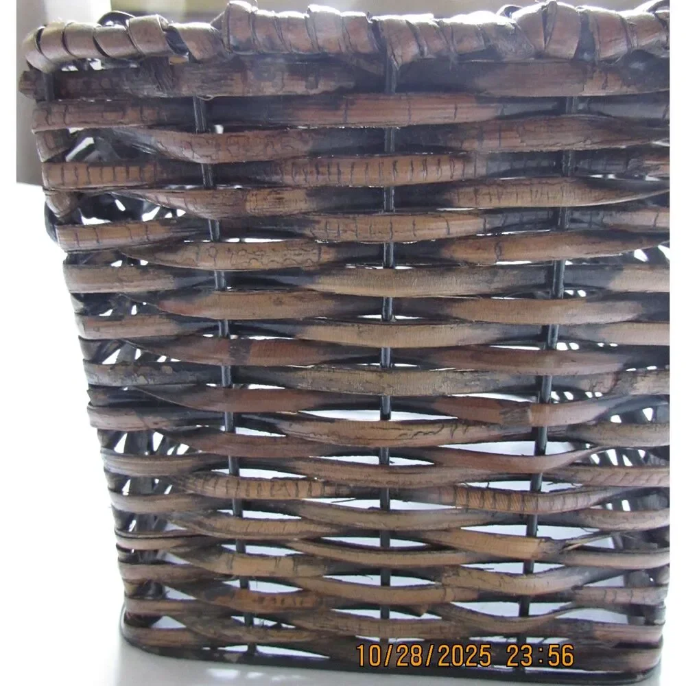 Wicker tissue box holder dark brown metal design
